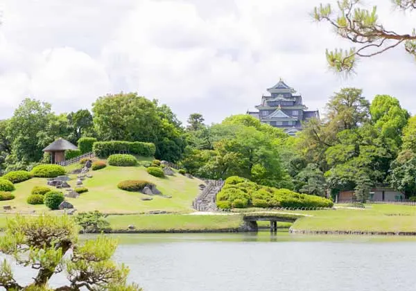 当店がロケーション撮影に対応している後楽園、倉敷美観地区、吉備津彦神社、宗忠神社、曹源寺の写真です。