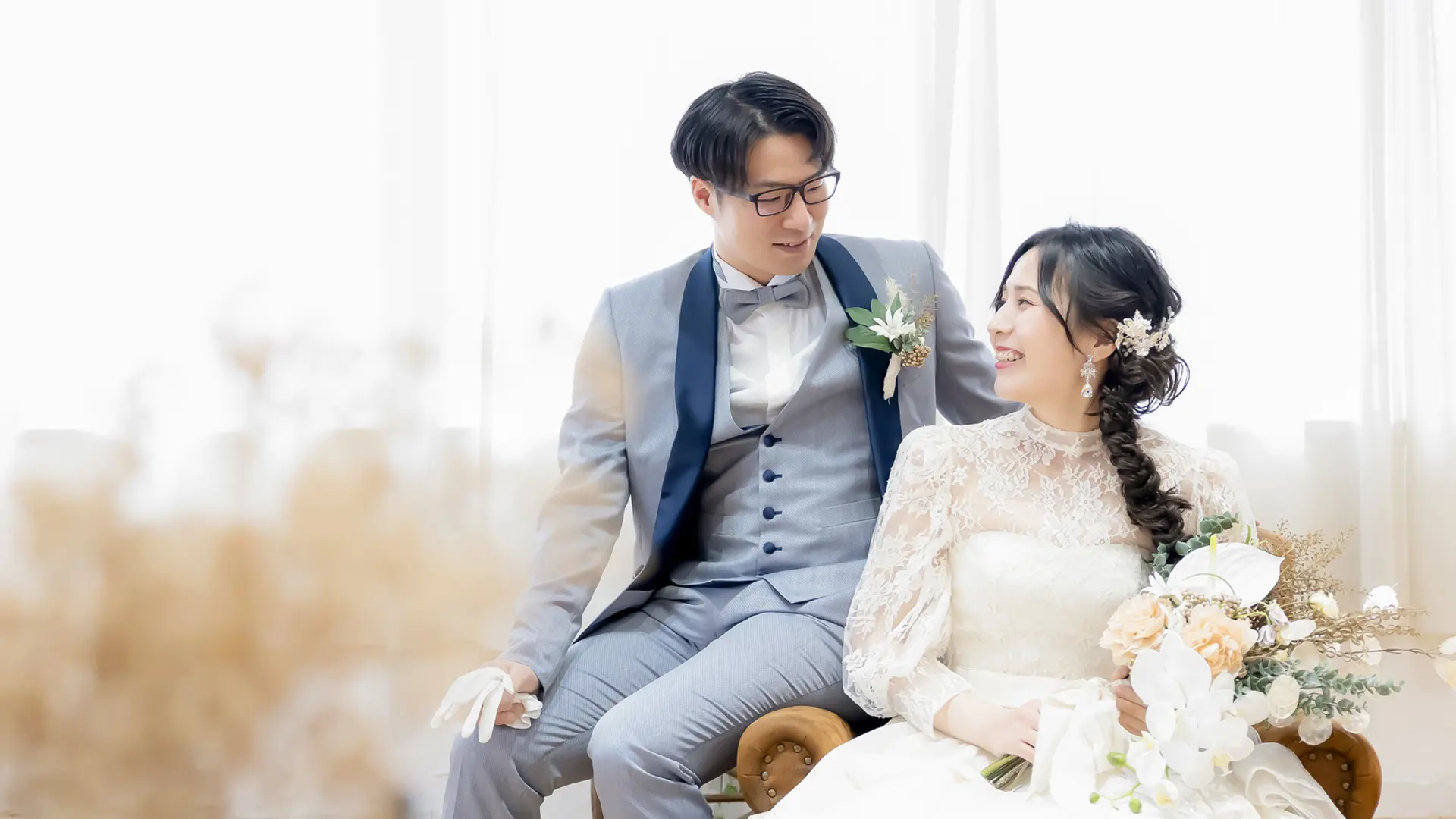 洋装2点(スタジオ)のイメージ写真